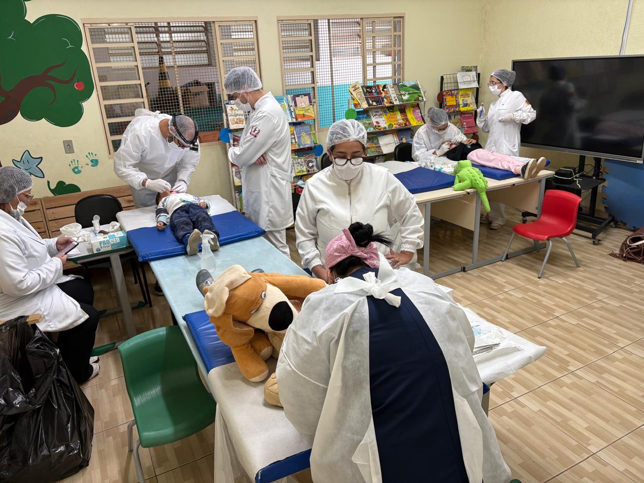 Tratamento odontológico nas escolas atende 196 crianças em Jundiaí