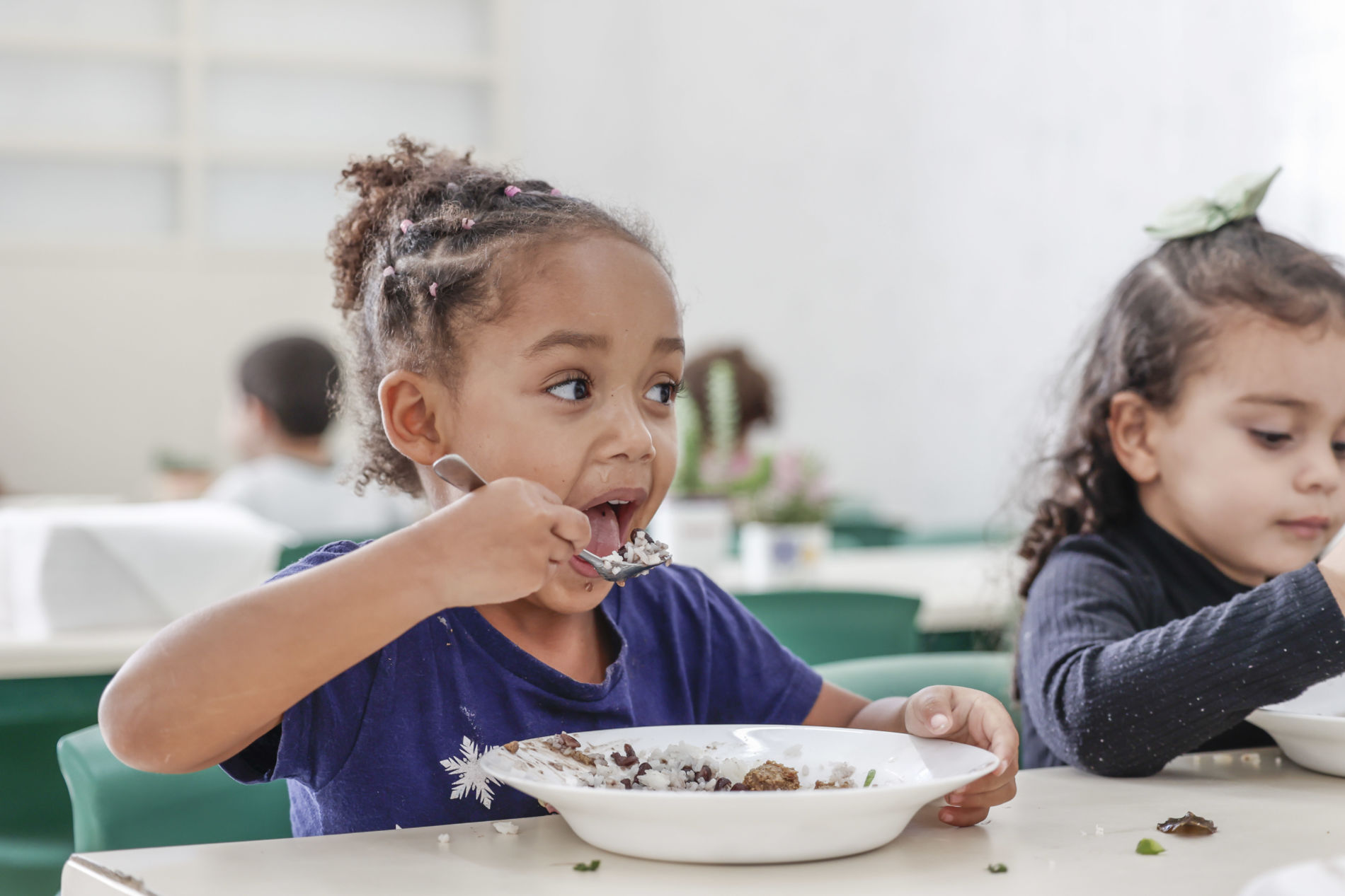 Alimentação escolar em Jundiaí une hortas e aprendizagem