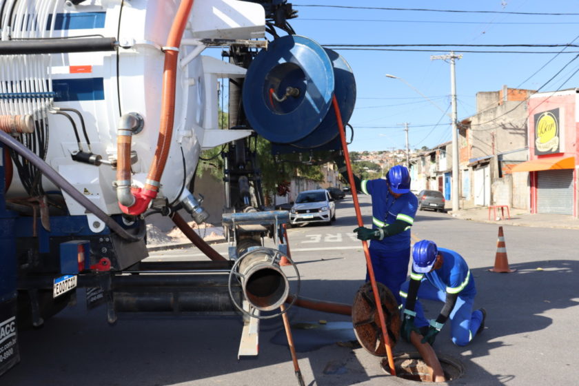 Ligações de água da chuva podem sobrecarregar a rede de esgoto